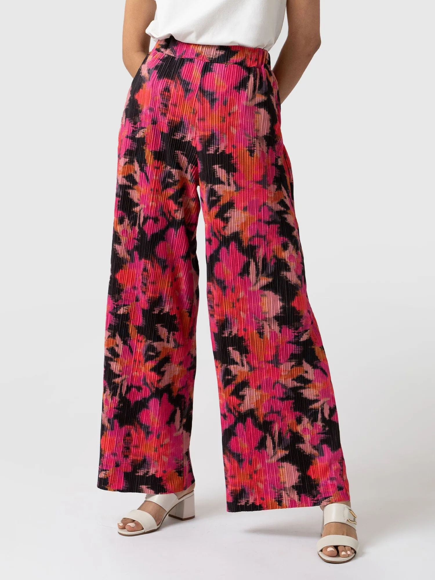 Betty Wide Leg Pant - Black Soft Focus