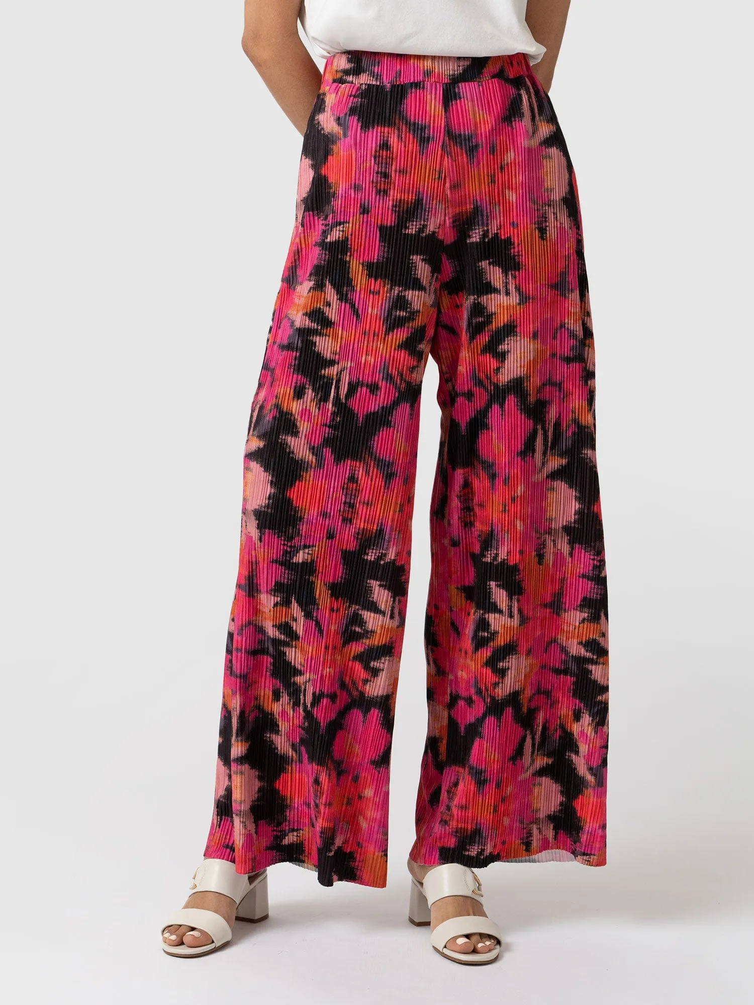 Betty Wide Leg Pant - Black Soft Focus