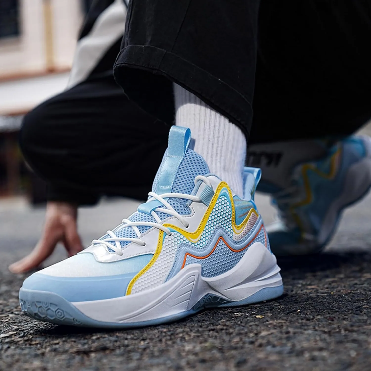 Men's Breathable Mesh Lace Up Basketball Shoes Fashion High-Top Non-Slip Sneakers Casual Gym Sports Tennis Jogging Shoes