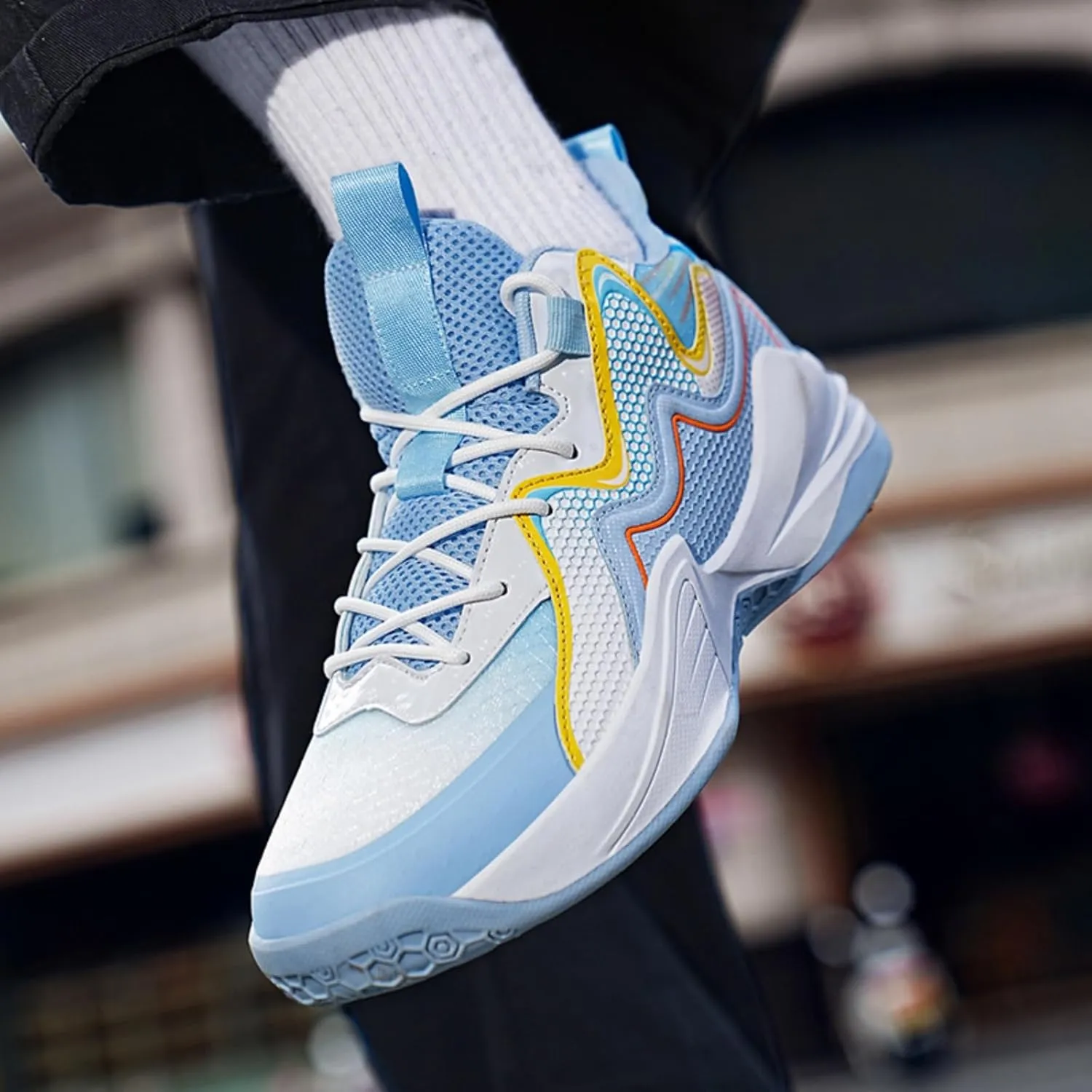 Men's Breathable Mesh Lace Up Basketball Shoes Fashion High-Top Non-Slip Sneakers Casual Gym Sports Tennis Jogging Shoes