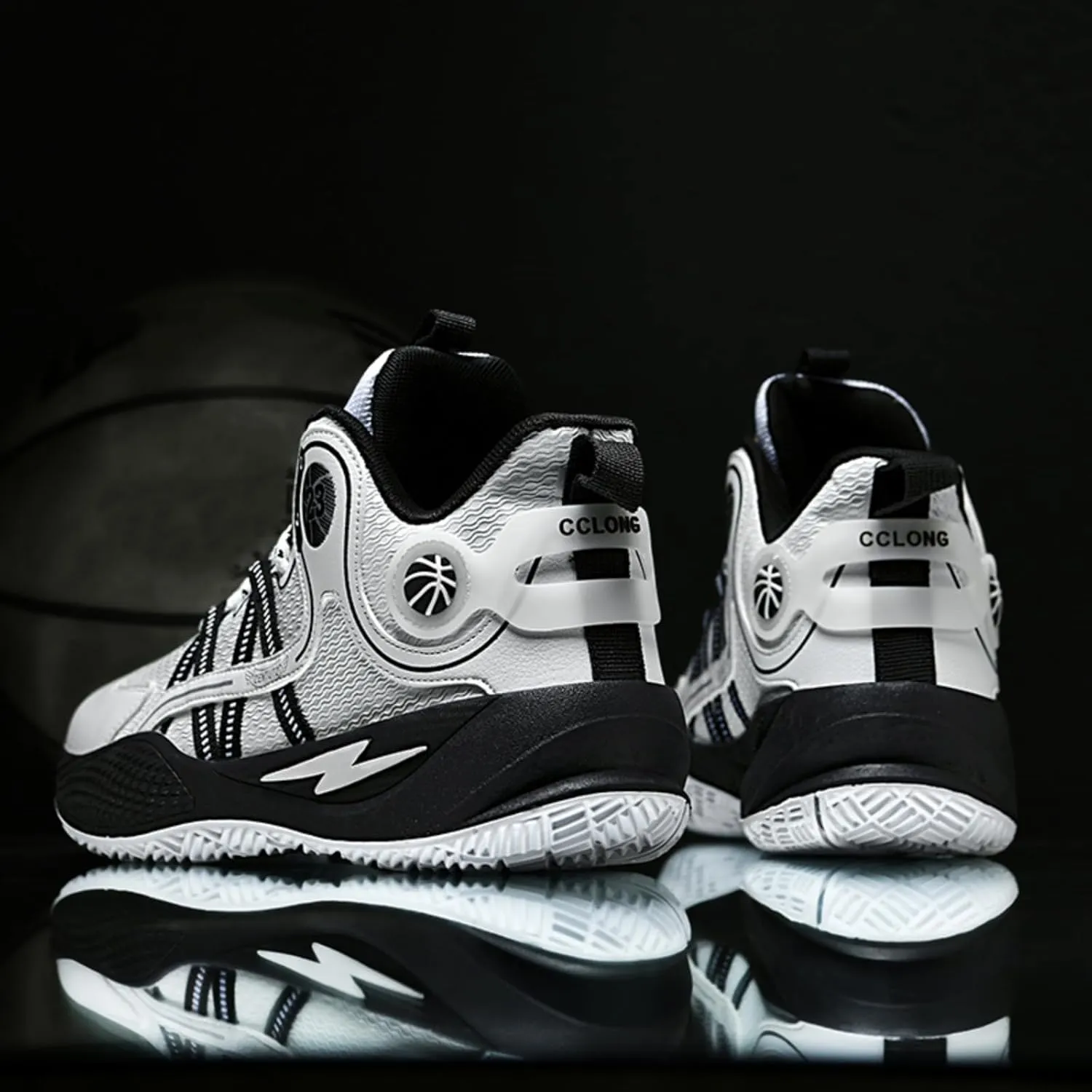 Men's Fashion High Top Lace Up Basketballs Shoes Lightweight Breathable Non-Slip Tennis Sneakers Classic Sports Walking Shoes