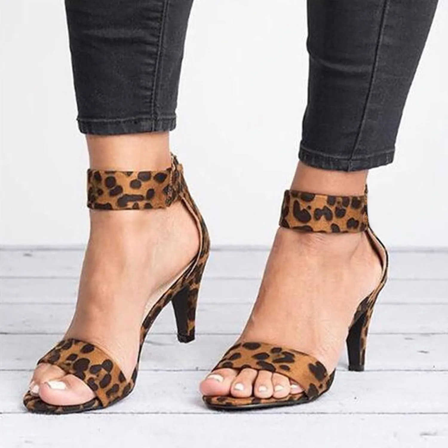 Yanzhenglip Sandals Women, Women'S Leopard Sandals High Heels, Fashion Pointy Sandals Stiletto Comfortable Mid-Heel Dress Sandals Classic Open-Toe Sandals